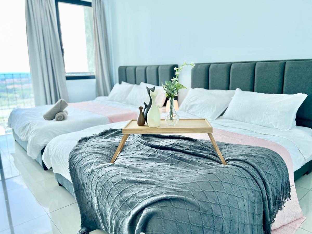 V 1-5pax Cozy Trefoil Setia Alam 2 Queen Bed