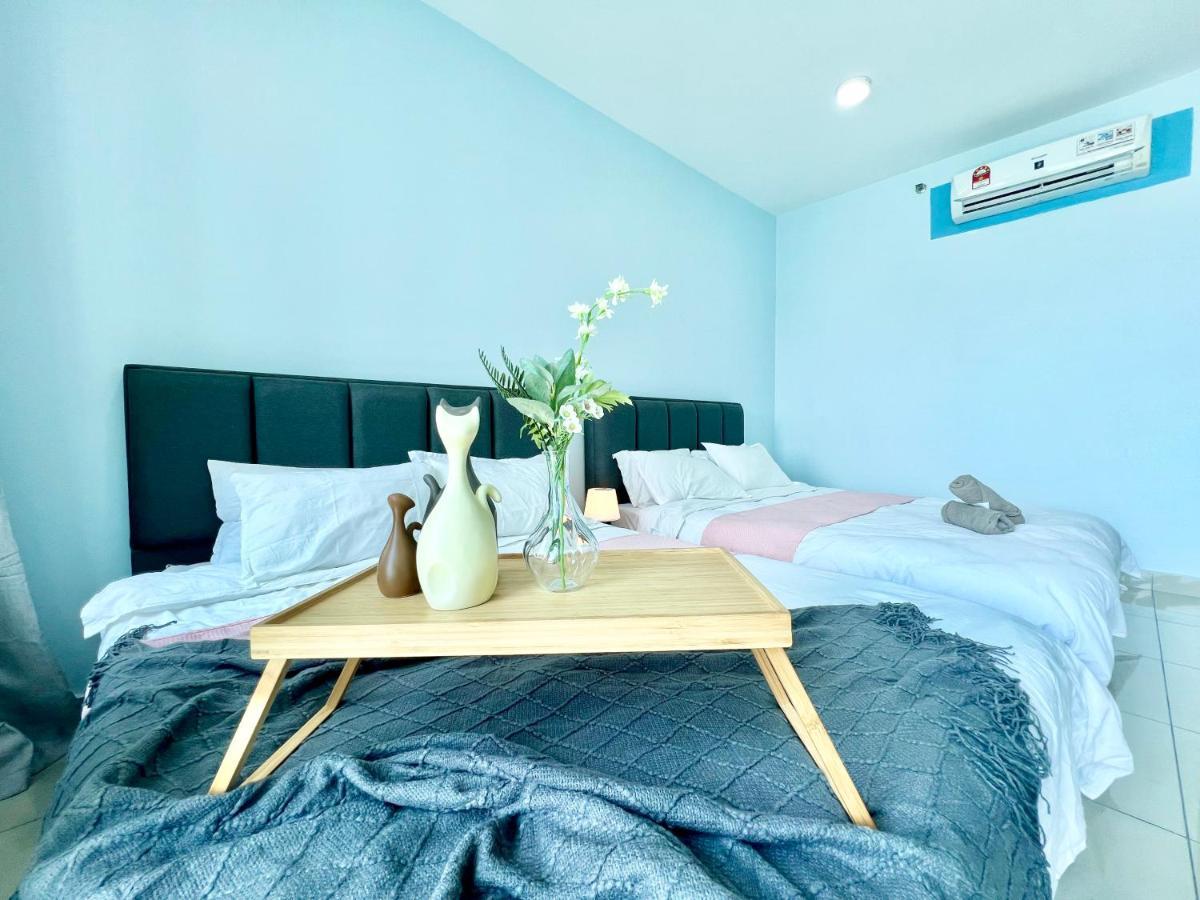Apartment V 1-5pax Cozy Trefoil Setia Alam 2 Queen Bed Shah Alam